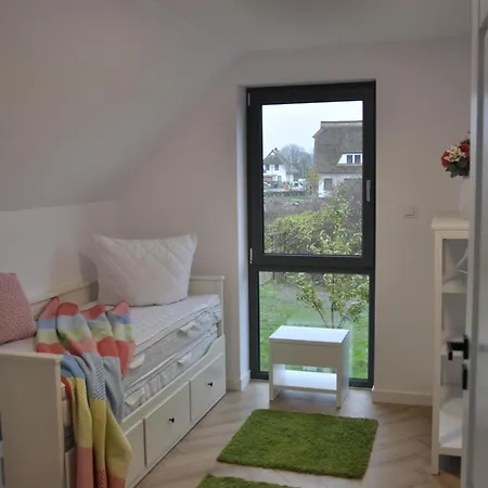 Elisa, Haus Mit Kamin, Sauna, Terrasse Dranske