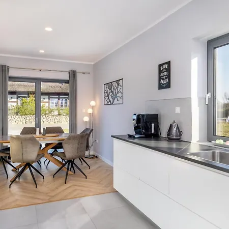 펜션 Elisa, Haus Mit Kamin, Sauna, Terrasse 드란스케